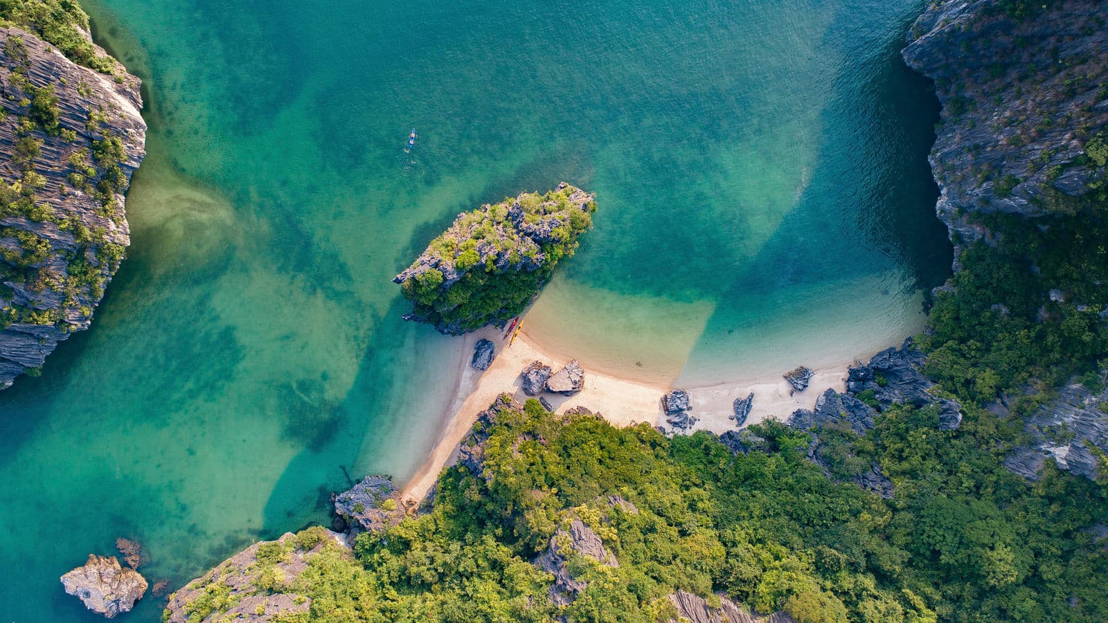 Ha Long Bay